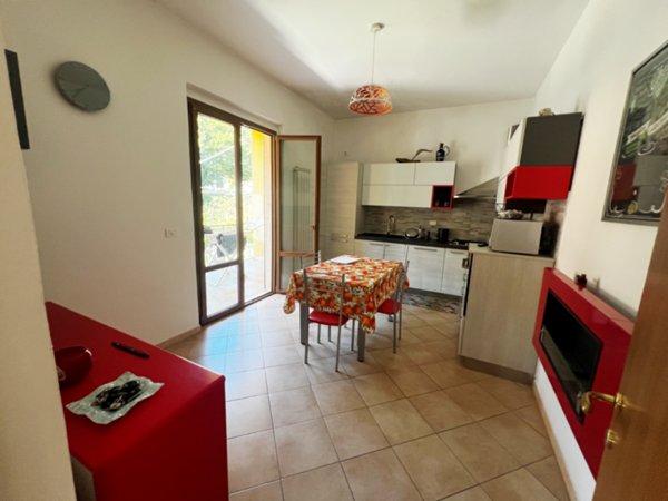 casa indipendente in vendita a Vezzano Ligure in zona Lagoscuro