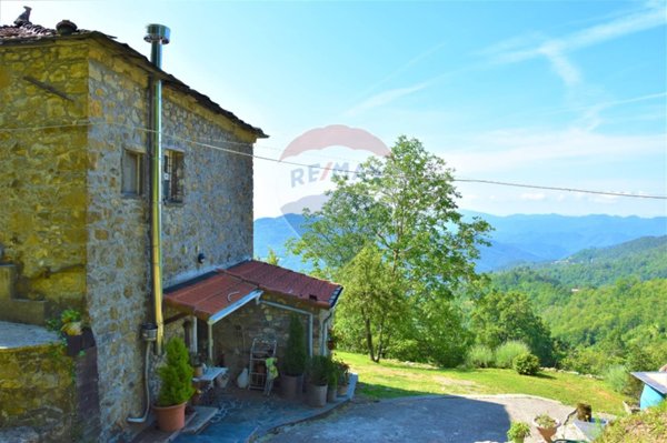 casa indipendente in vendita a Zignago