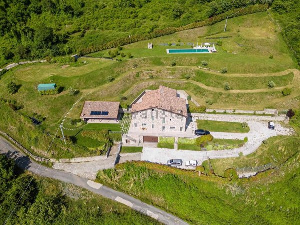 casale in vendita a Zignago