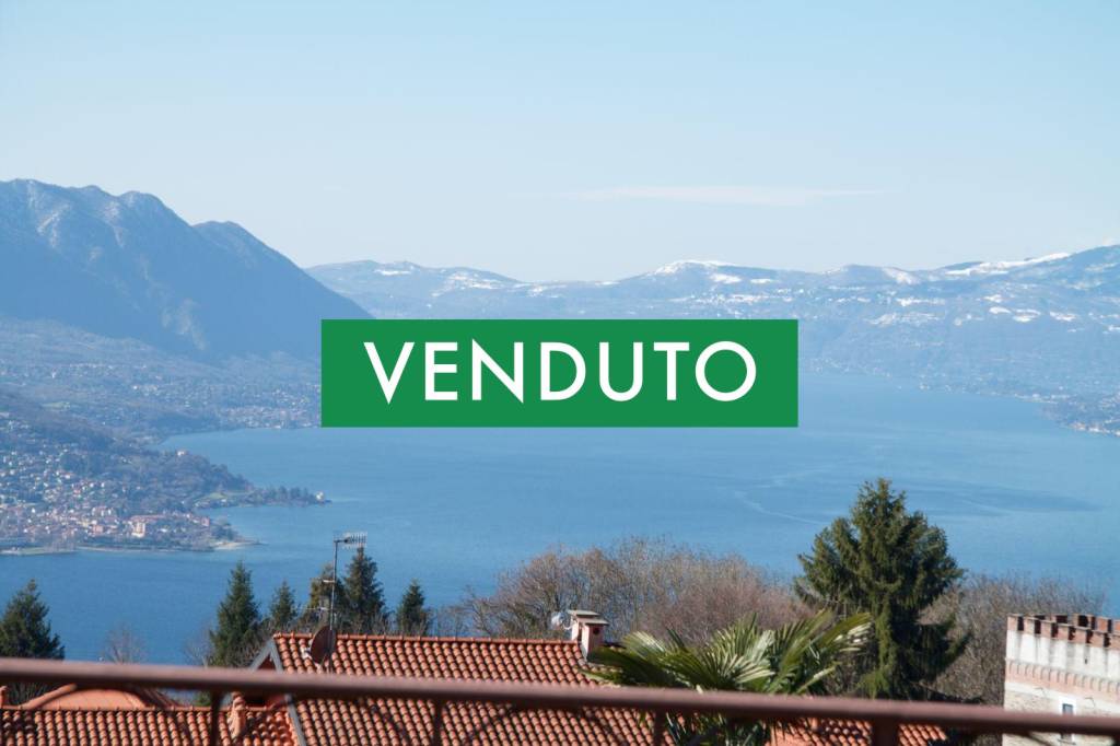 appartamento in vendita ad Agra