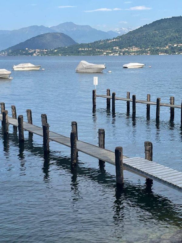 appartamento in vendita ad Agra