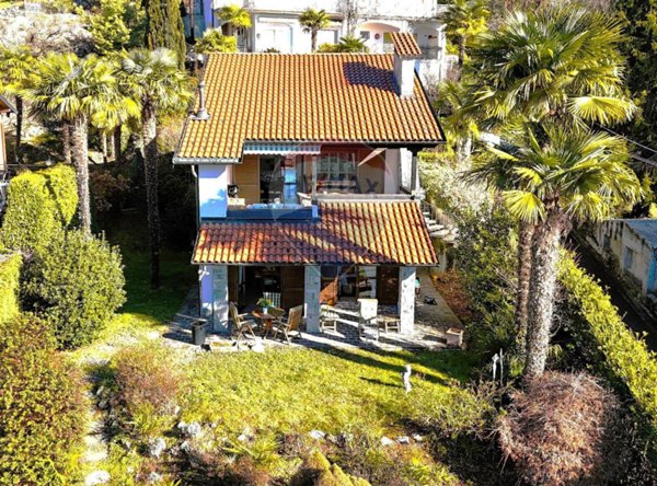 casa indipendente in vendita ad Agra