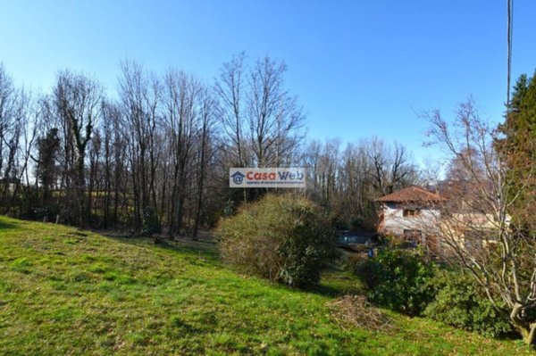 ufficio in vendita ad Agra