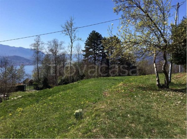 casa indipendente in vendita ad Agra