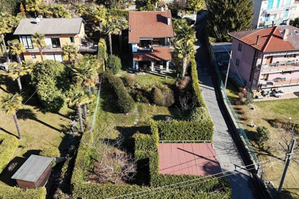 casa indipendente in vendita ad Agra