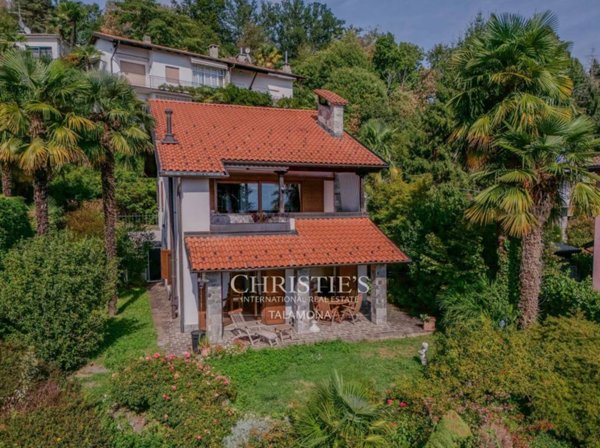 casa indipendente in vendita ad Agra