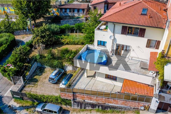 appartamento in vendita ad Agra