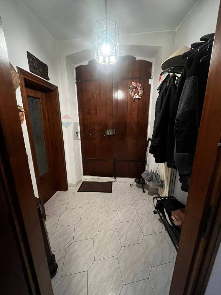 casa indipendente in vendita ad Agra