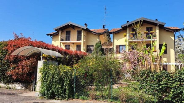 appartamento in vendita ad Albizzate