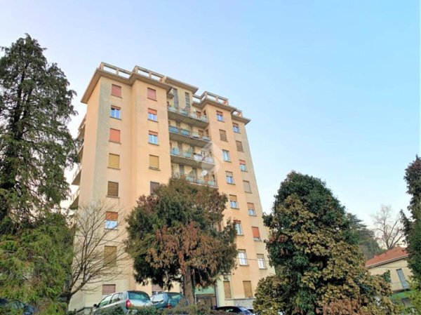 appartamento in vendita ad Albizzate