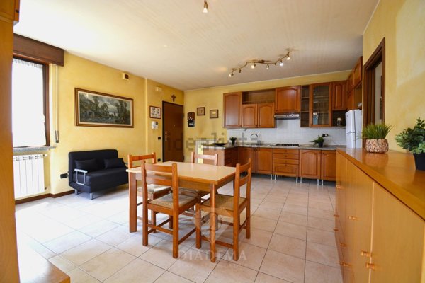 appartamento in vendita ad Albizzate