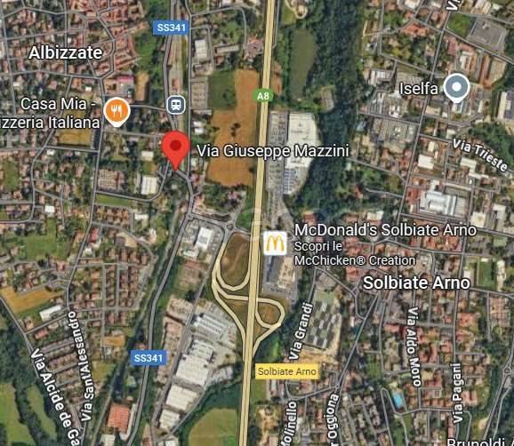 casa indipendente in vendita ad Albizzate