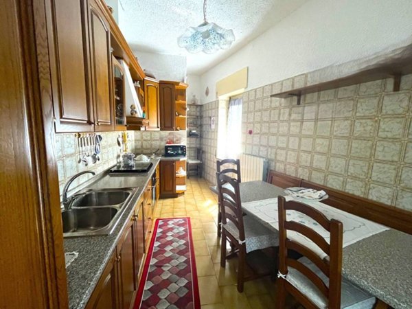 casa indipendente in vendita ad Albizzate