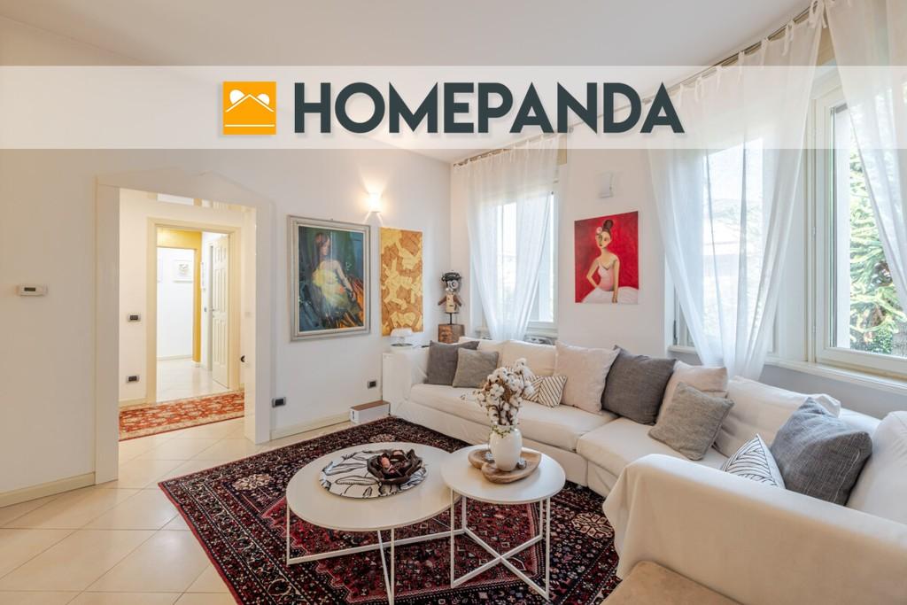 casa indipendente in vendita ad Albizzate