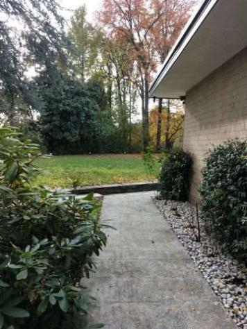 casa indipendente in vendita ad Albizzate