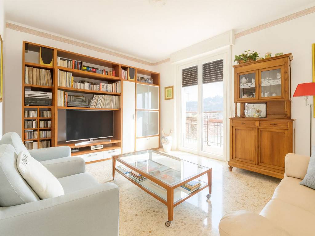 appartamento in vendita ad Albizzate