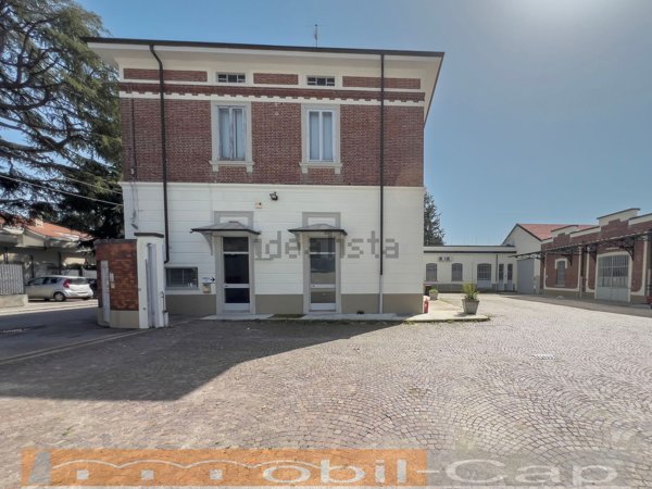 appartamento in vendita ad Albizzate