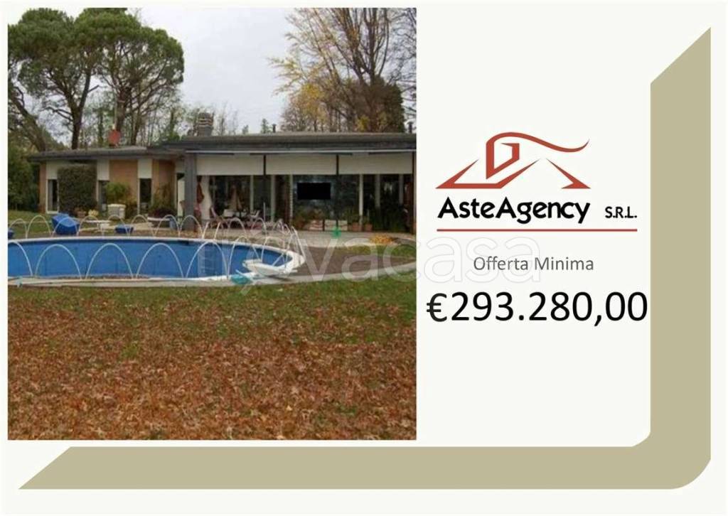 casa indipendente in vendita ad Albizzate