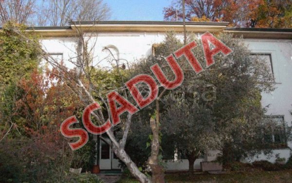 appartamento in vendita ad Albizzate