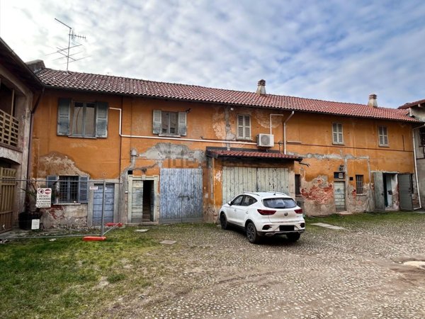 appartamento in vendita ad Albizzate