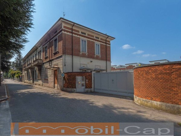 appartamento in vendita ad Albizzate