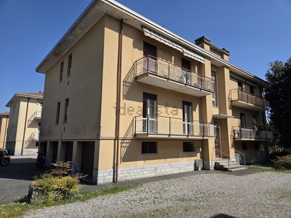 appartamento in vendita ad Albizzate