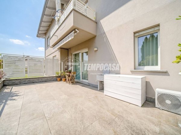 appartamento in vendita ad Albizzate