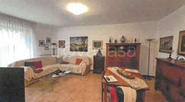 appartamento in vendita ad Albizzate