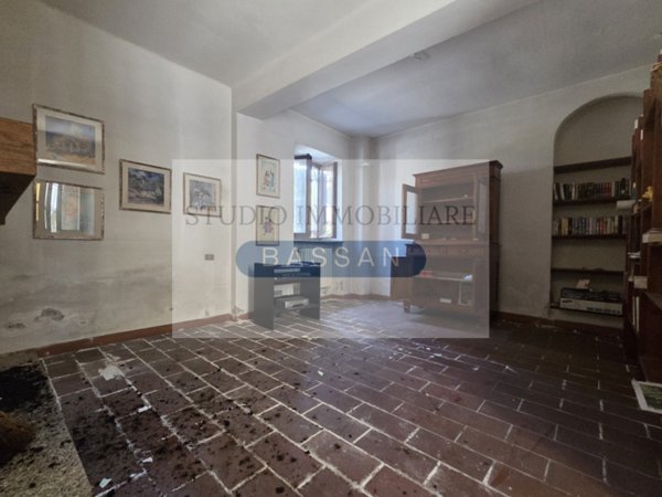casa indipendente in vendita ad Albizzate