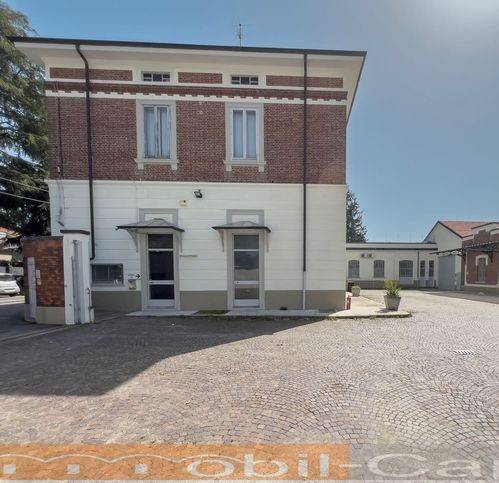 appartamento in vendita ad Albizzate