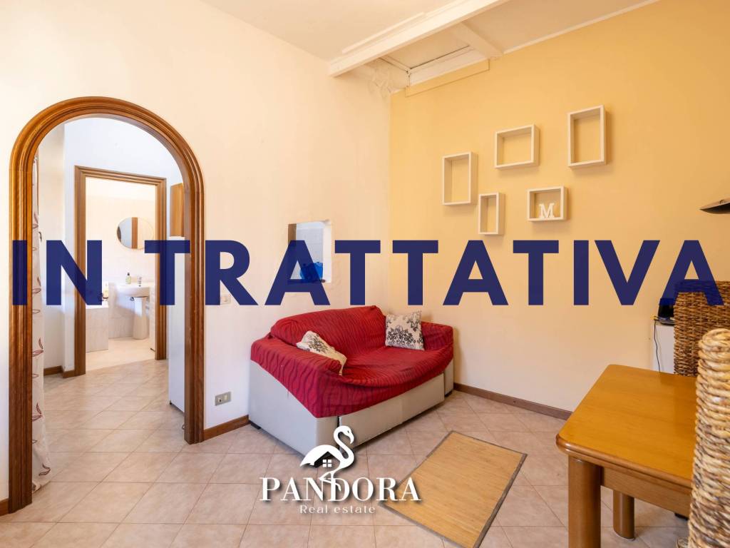 appartamento in vendita ad Angera