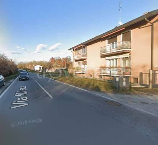 appartamento in vendita ad Angera