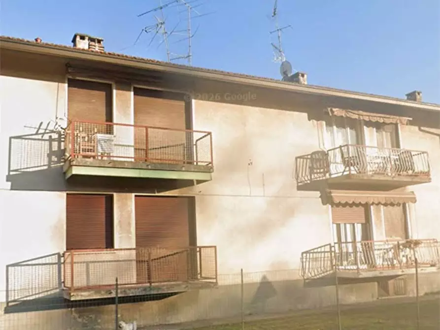 appartamento in vendita ad Angera