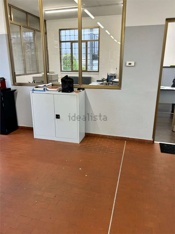 ufficio in vendita ad Arcisate