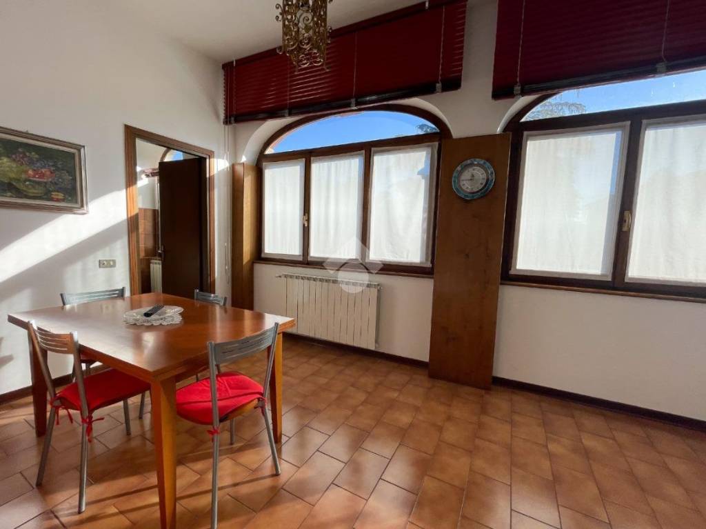 casa indipendente in vendita ad Arcisate