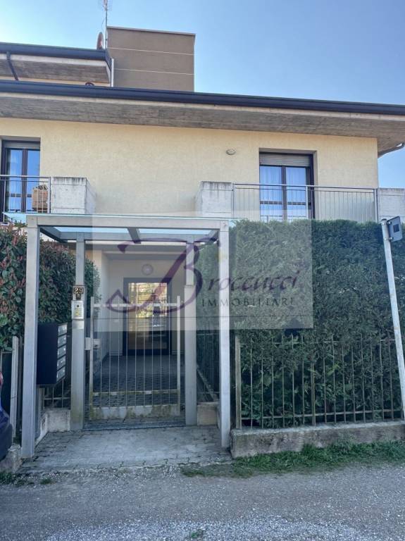 appartamento in vendita ad Arcisate