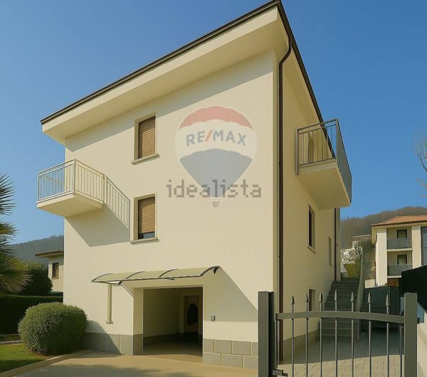 appartamento in vendita ad Arcisate