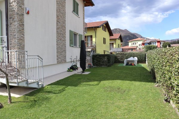 appartamento in vendita ad Arcisate
