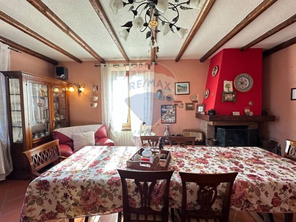 casa indipendente in vendita ad Arcisate