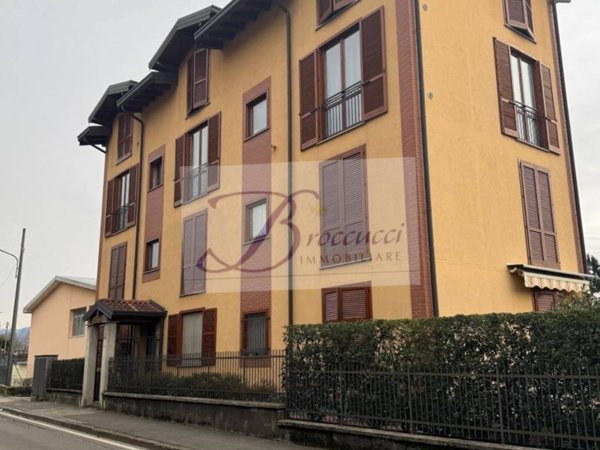appartamento in vendita ad Arcisate