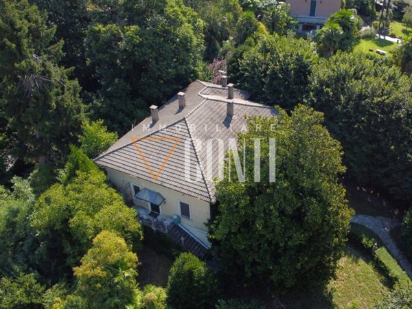 casa indipendente in vendita ad Arcisate