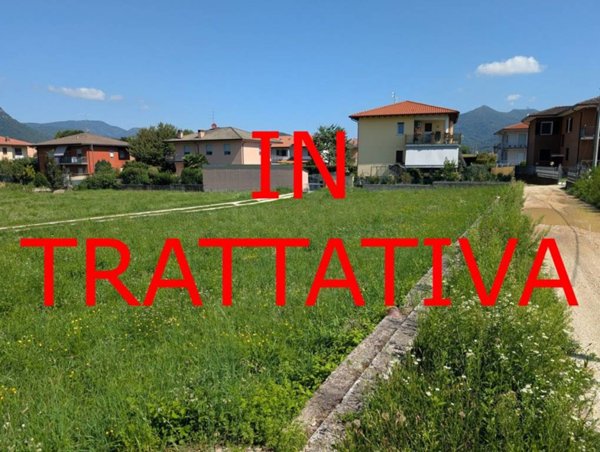 villetta a schiera in vendita ad Arcisate