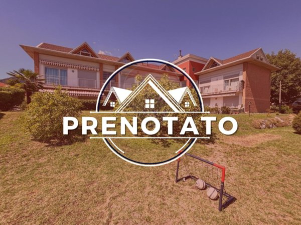 appartamento in vendita ad Arcisate in zona Brenno Useria