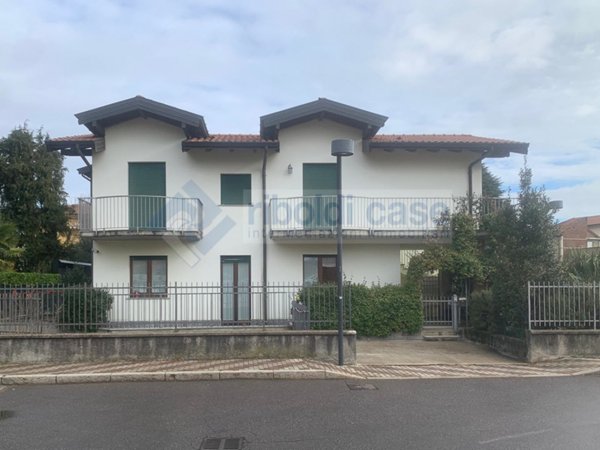appartamento in vendita ad Arcisate