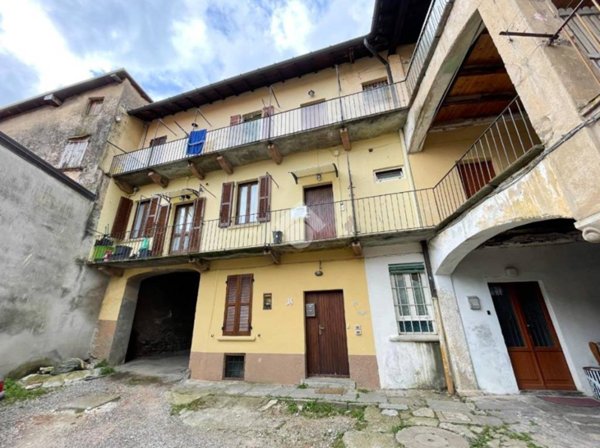 appartamento in vendita ad Arcisate