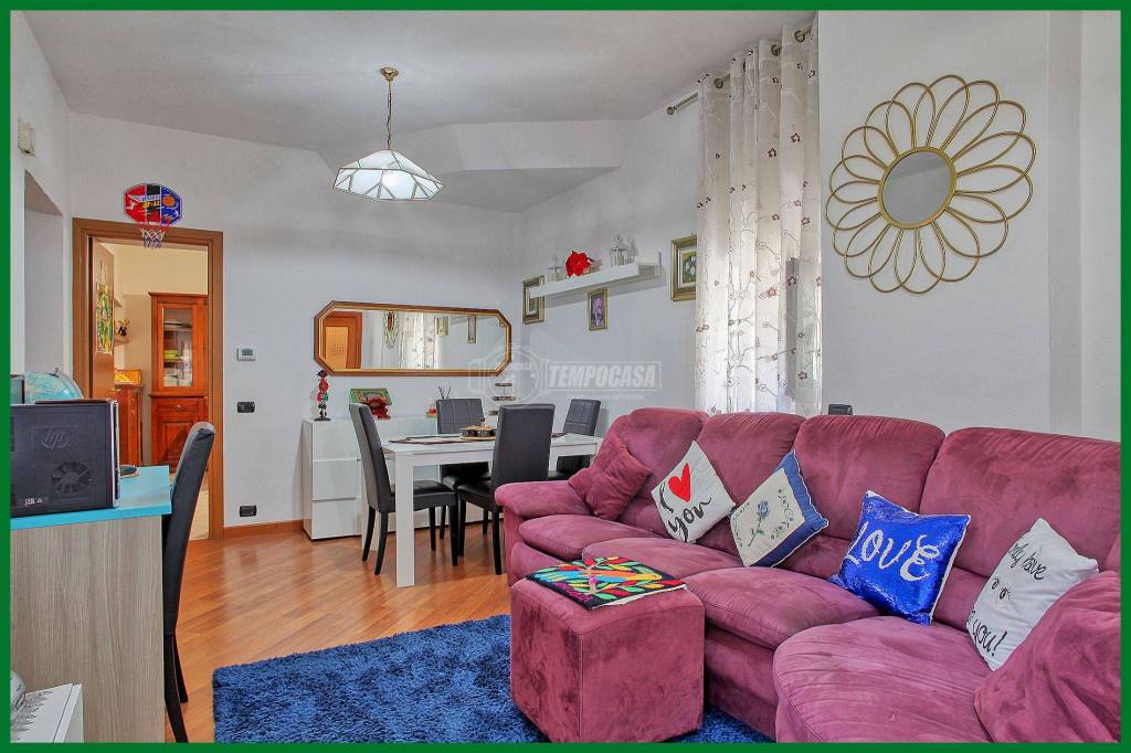 casa indipendente in vendita ad Arcisate