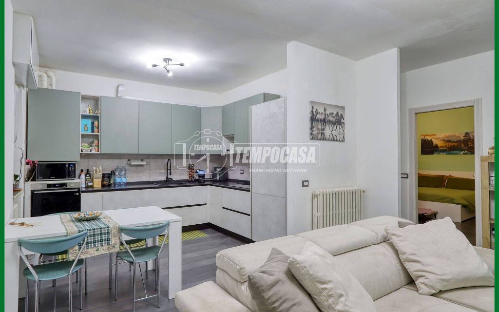 appartamento in vendita ad Arcisate in zona Brenno Useria