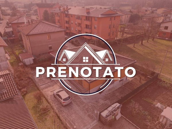 casa indipendente in vendita ad Arcisate