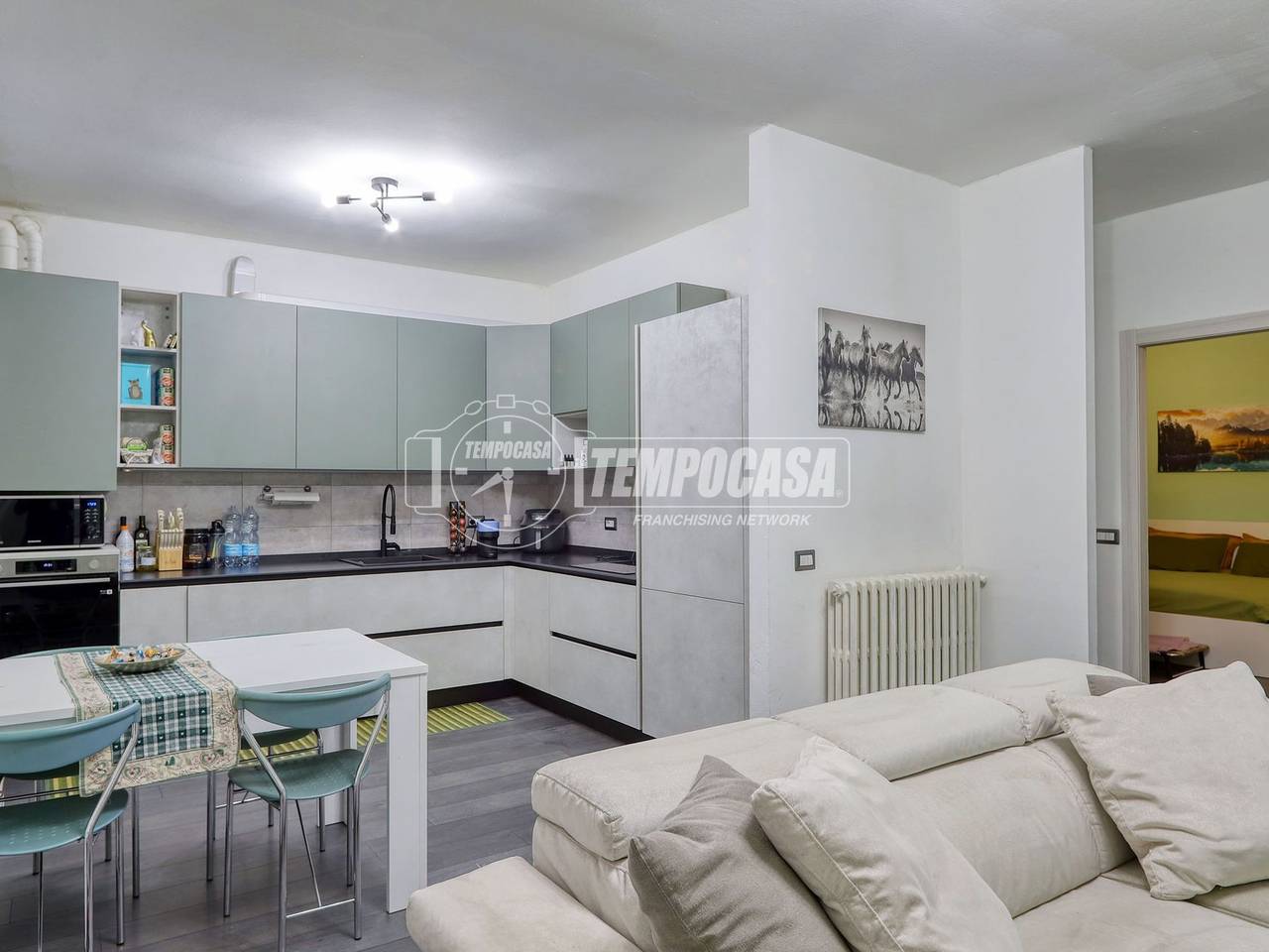 appartamento in vendita ad Arcisate in zona Brenno Useria