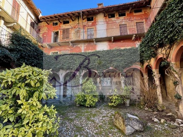 intera palazzina in vendita ad Arcisate